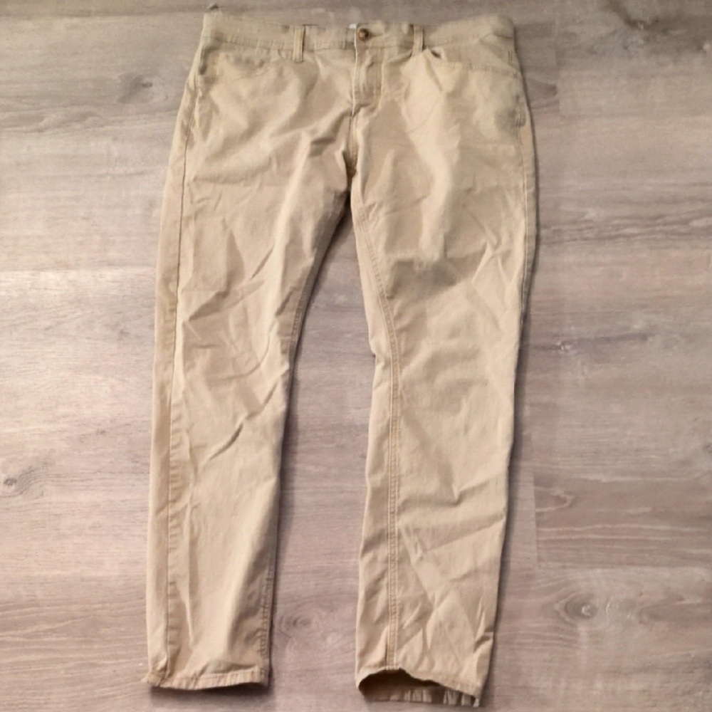 CXL By Christian LaCroix Tan Pants Size 34/32